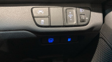 Hyundai IONIQ 1.6 GDi Hybrid Premium 5dr DCT Hybrid Hatchback